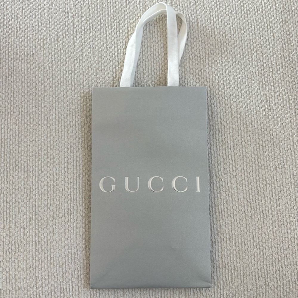 Gucci gift bag 2025 bal Harbour shops Gucci